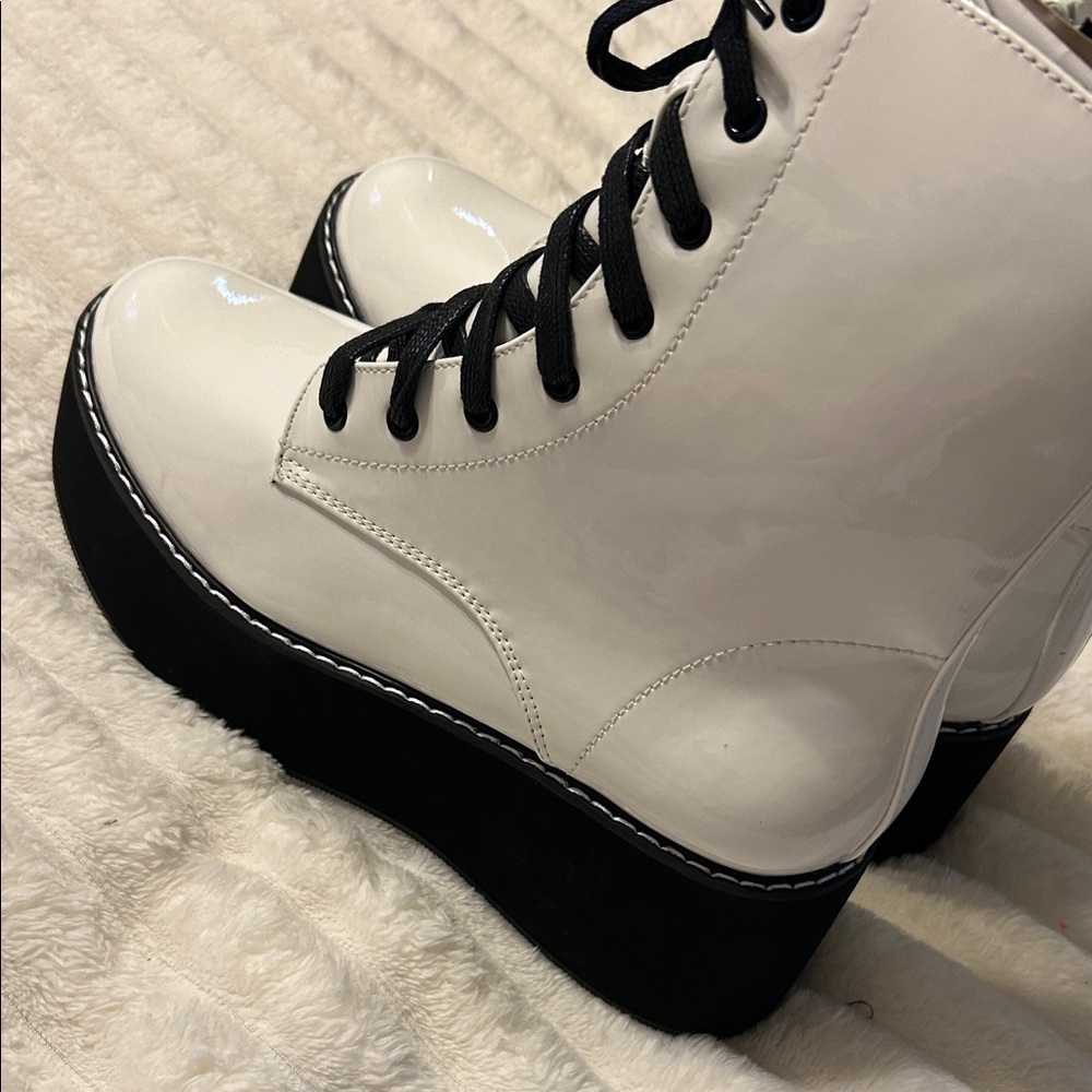 NASTYGAL Platform Boot - Picture 11 of 16